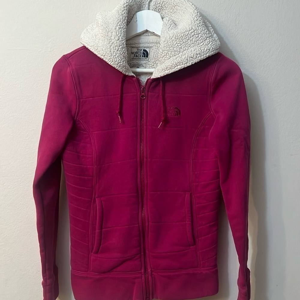 Northface pink jacket with hoodie with zipper size Xs